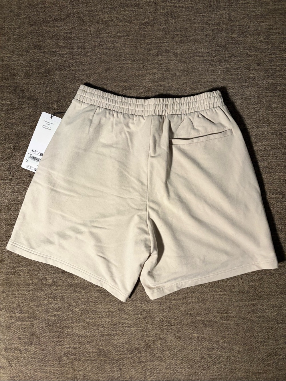 ALO Yoga Men’s “Double Take” Short 7”
Inseam (M) *BESTSELLER* - Picture 8 of 10